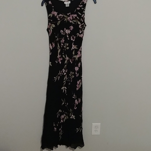 Black Maxi Dress - Picture 1 of 4